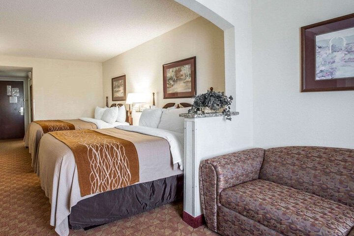 2 Double Beds (4 of 5)