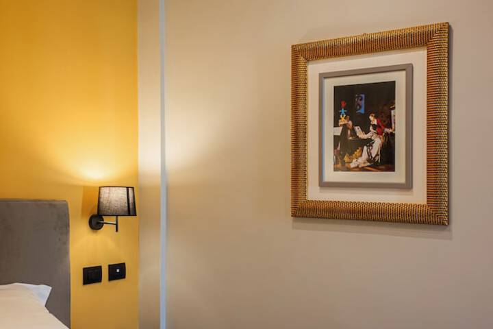 Room 3 of 31