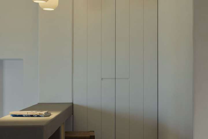 Room 4 of 30