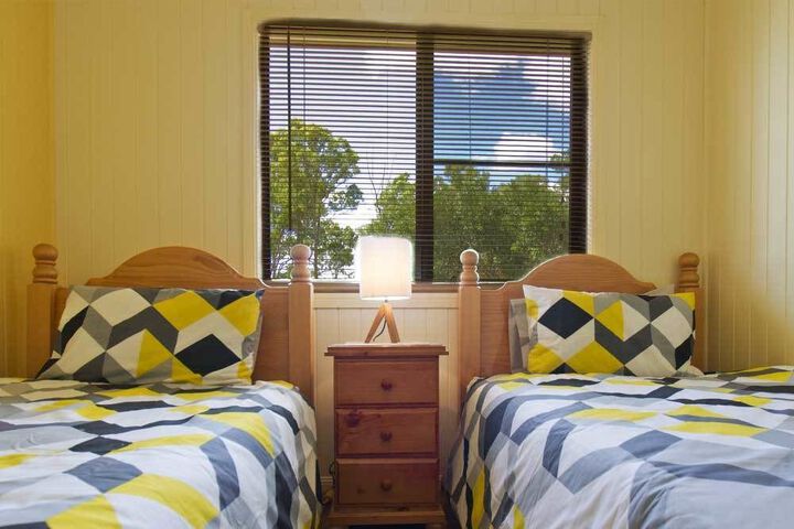 Room 9 of 27