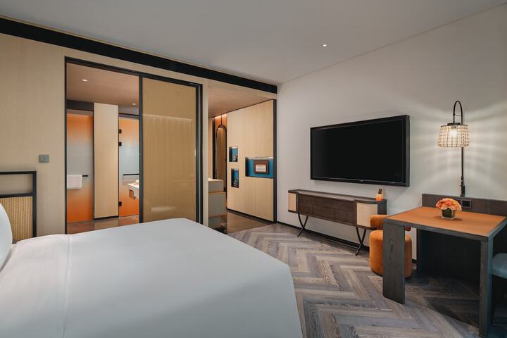 Room 59 of 118