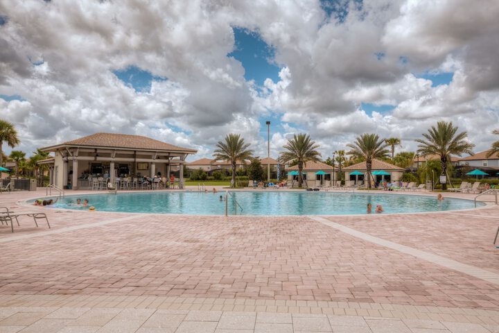 Pool 44 of 98