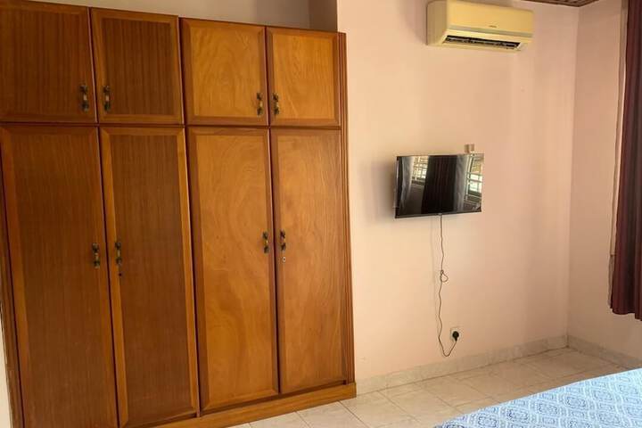 Room 8 of 46