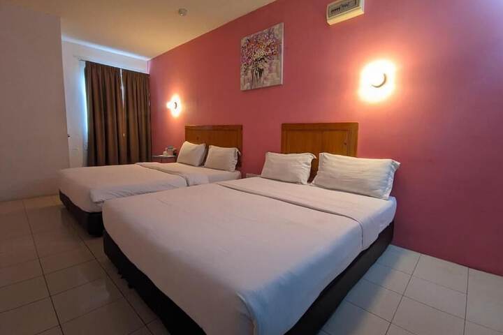 Room 15 of 19
