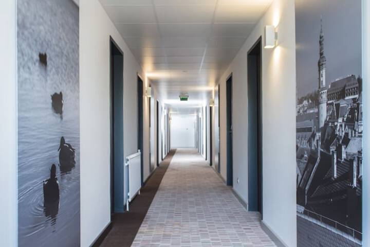 Ballroom/Hall 45 of 54