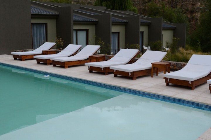 Pool 26 of 51