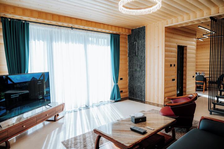 Room 78 of 130