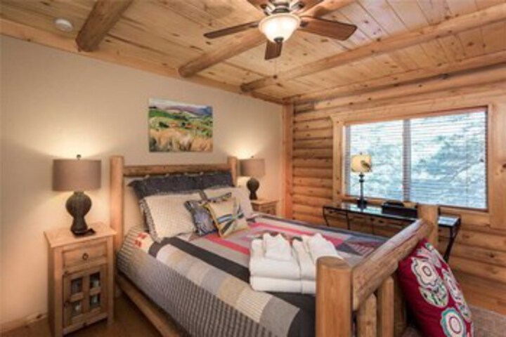 Room 21 of 25