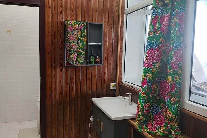 Room 18 of 41