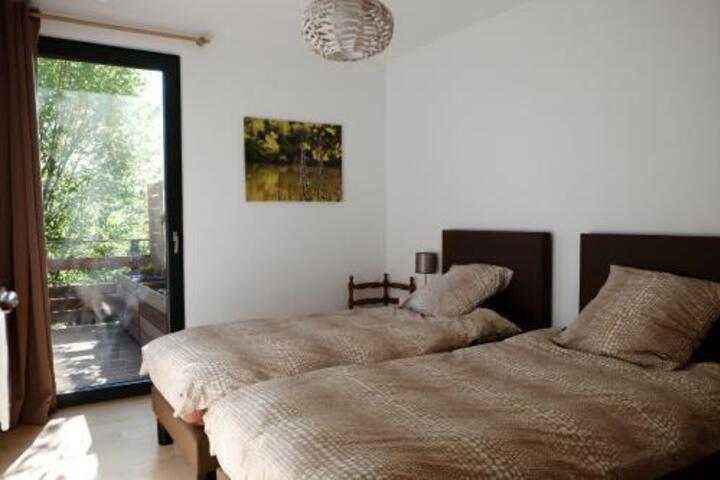Room 5 of 14