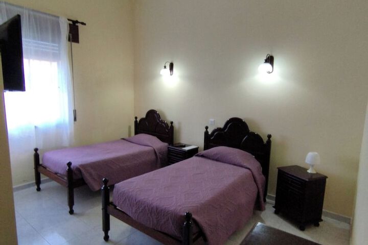 Room 7 of 15