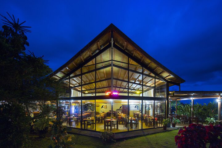 Guest Lobby