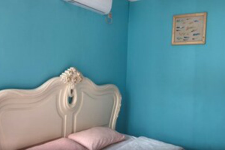 Room 17 of 20