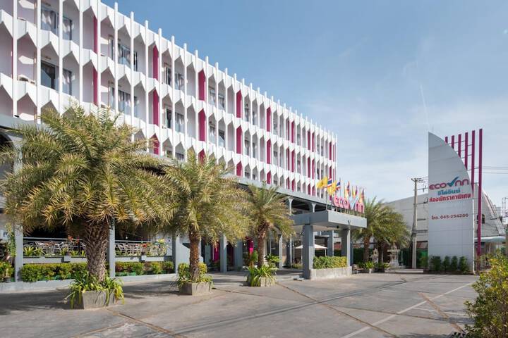 Hotel 27 of 29
