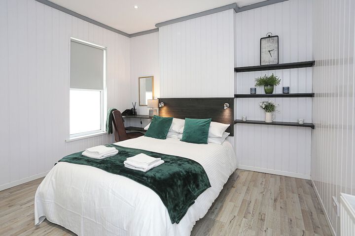Room 8 of 26