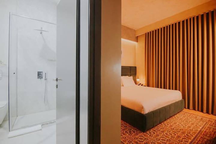 Room 29 of 59