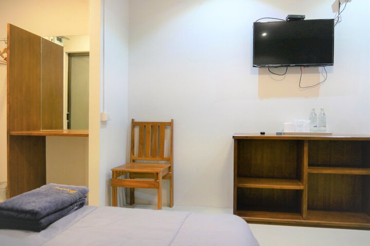 Room 16 of 16