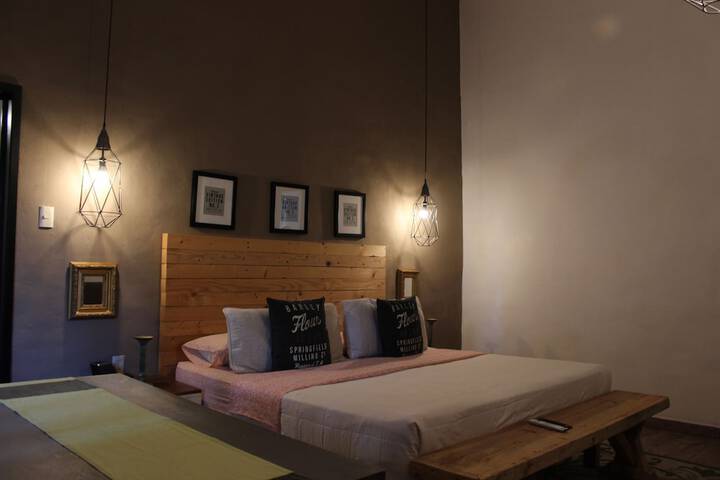Room 5 of 45