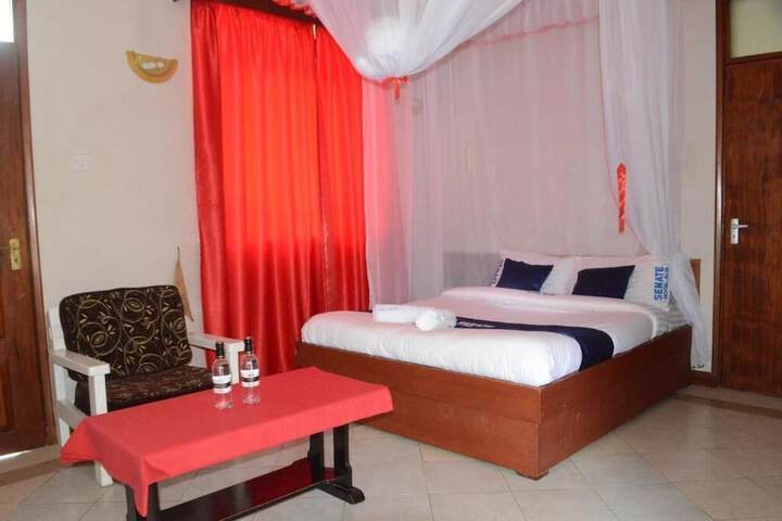 Room 5 of 22