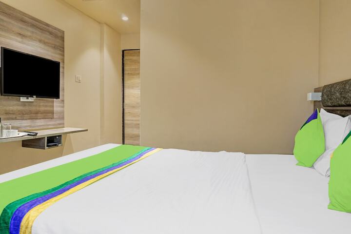 Room 15 of 41