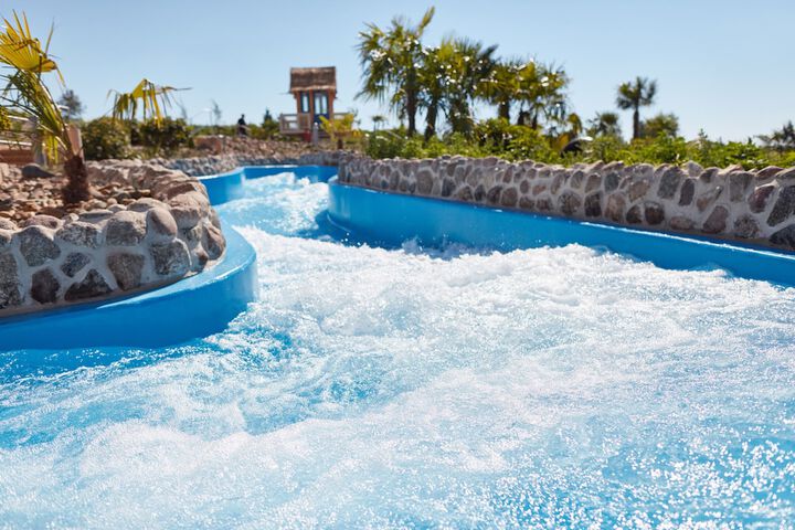 Pool 79 of 131