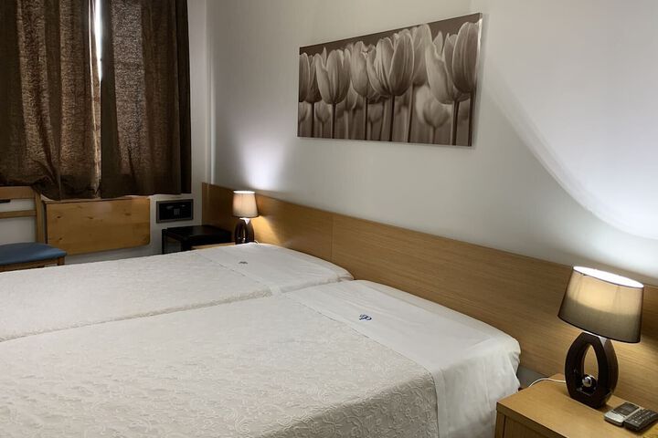 Room 44 of 85