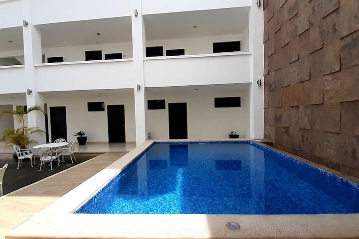 Pool 23 of 36