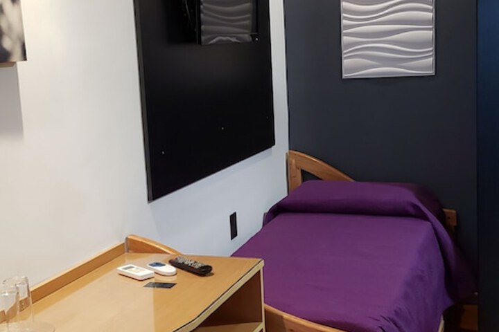 Room 70 of 110