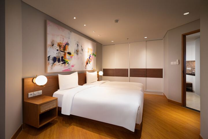 Room 15 of 85