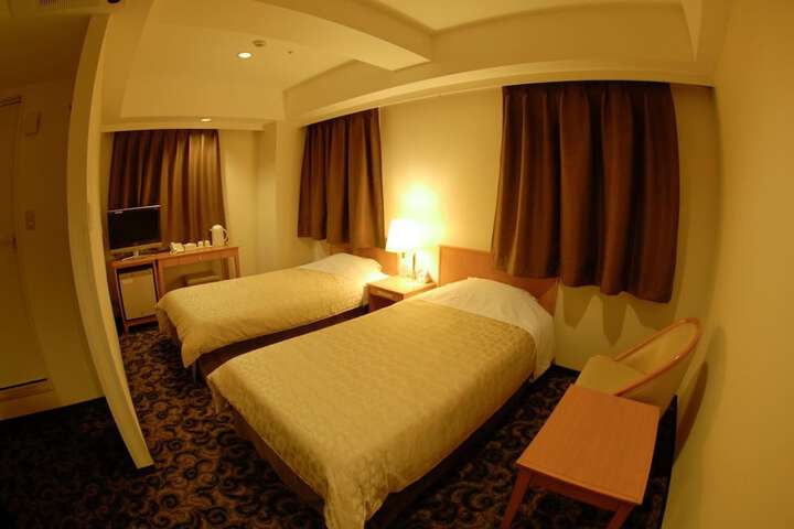 Room 20 of 40