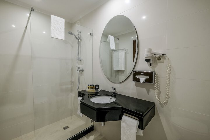Room 21 of 68