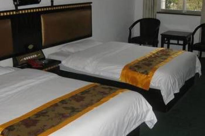 Room 15 of 23