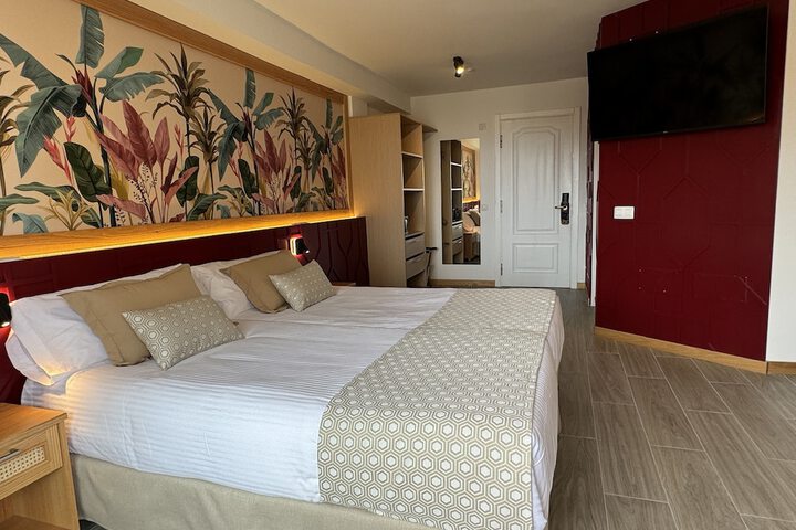 Room 18 of 45