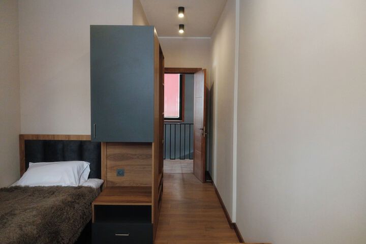 Room 14 of 75
