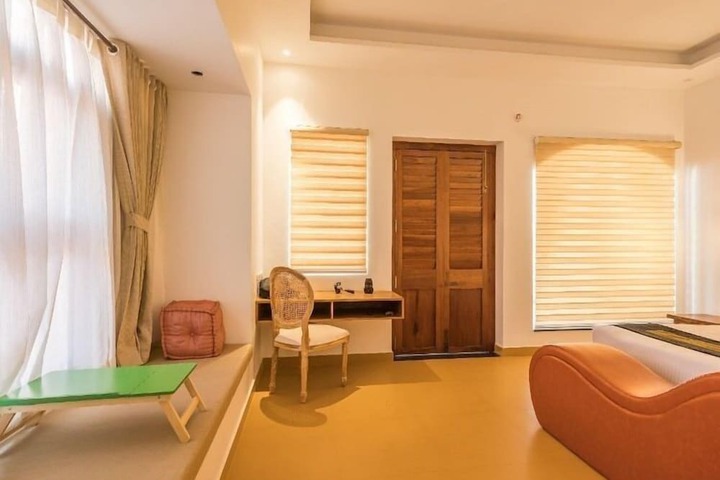 Room 15 of 63