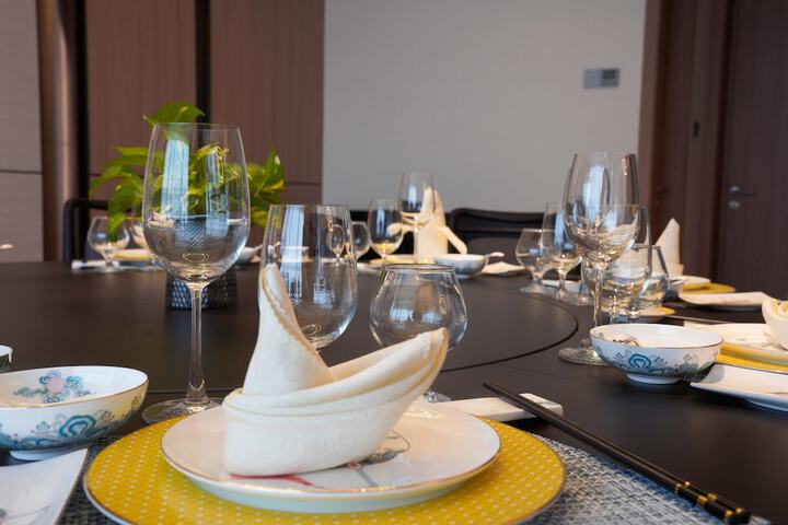 Dining 79 of 96