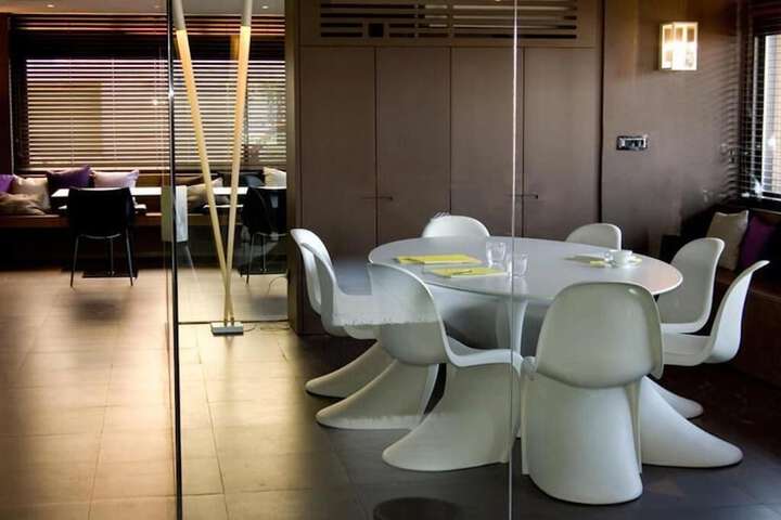 Dining 10 of 28