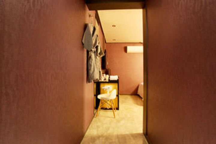 Room 17 of 78