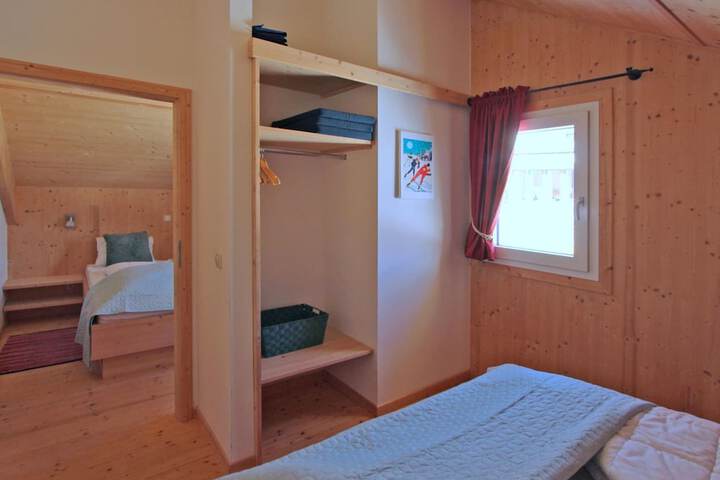 Room 6 of 31