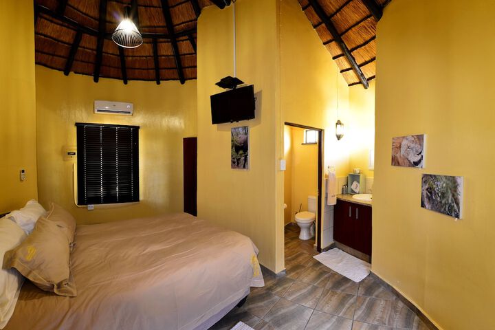 Room 5 of 19
