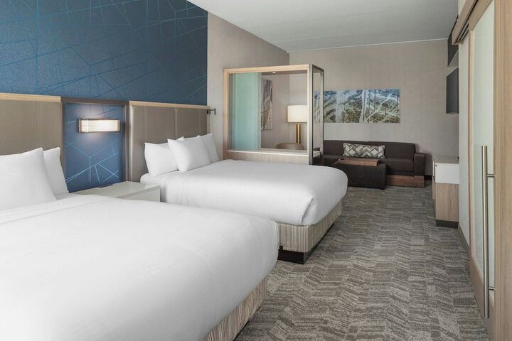 Room 21 of 63