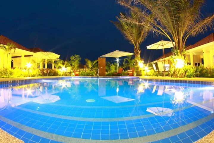 Pool 79 of 159