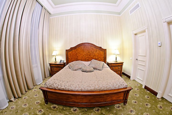 Room 18 of 71