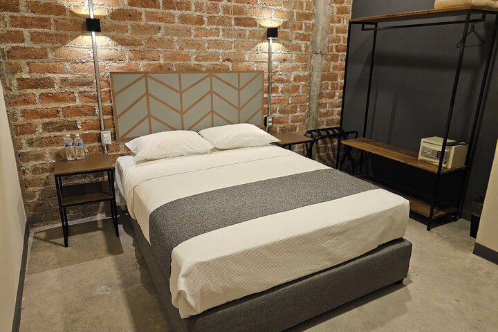 Room 15 of 47