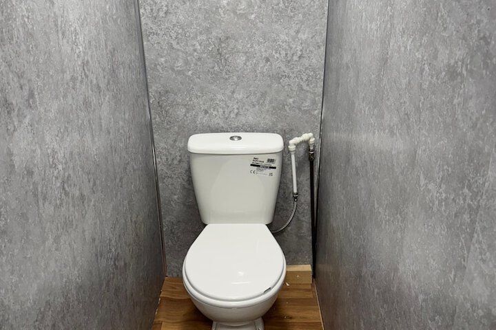 Room 120 of 156