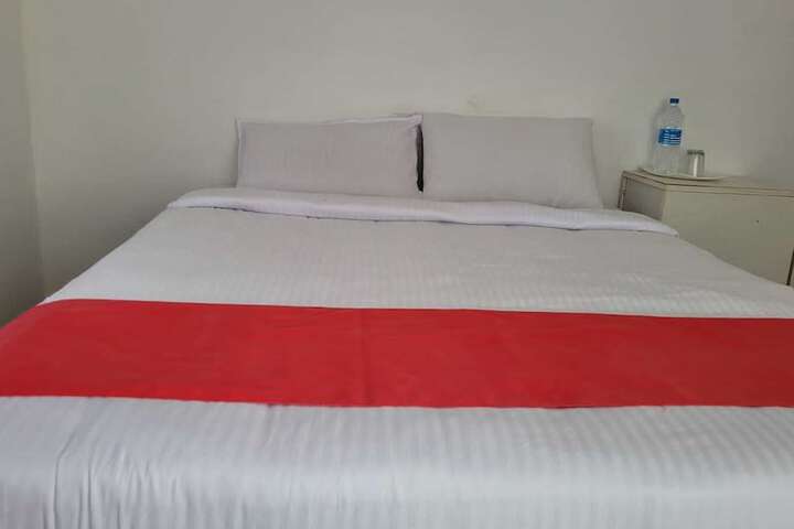 Room 3 of 15