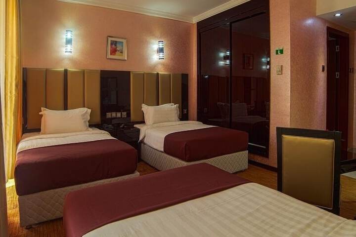 Room 7 of 21