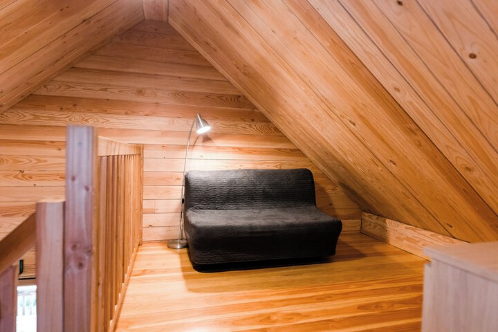 Room 4 of 15