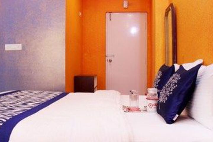 Room 21 of 25