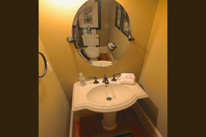 Room 7 of 70